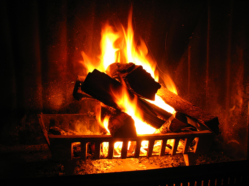 Best Electric Fireplace Logs