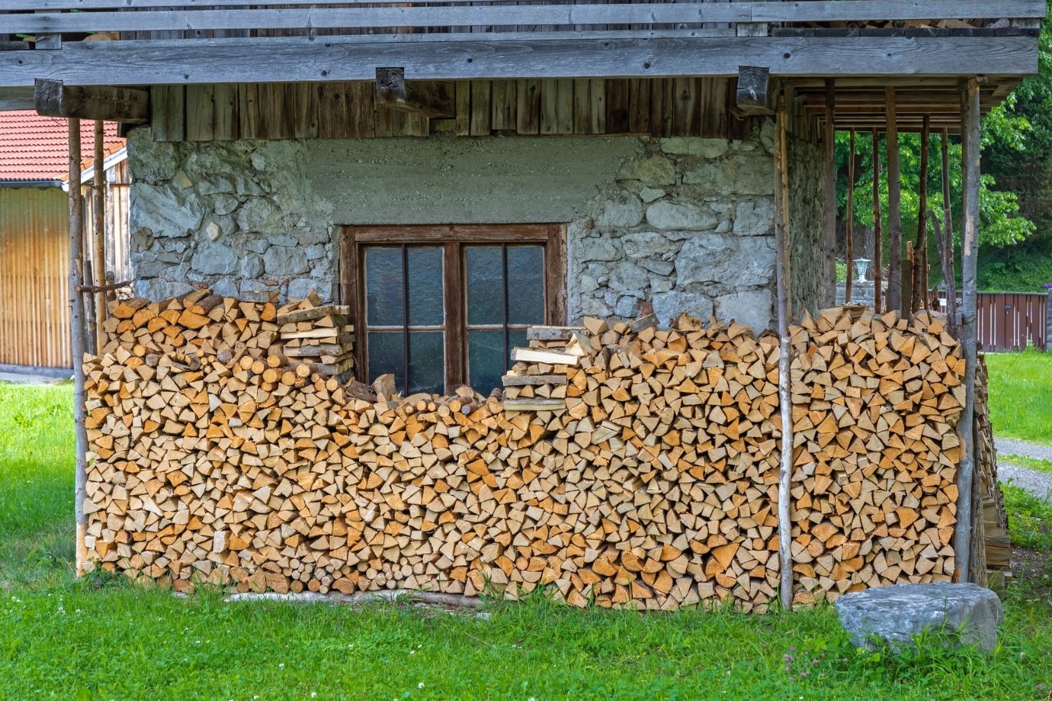 The Best Way of Air Circulation for Wood Stack